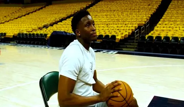 依然不甘示, 快船VS广 依然不甘示, 快船VS广