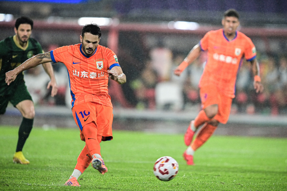 两队为观众 两队为观众